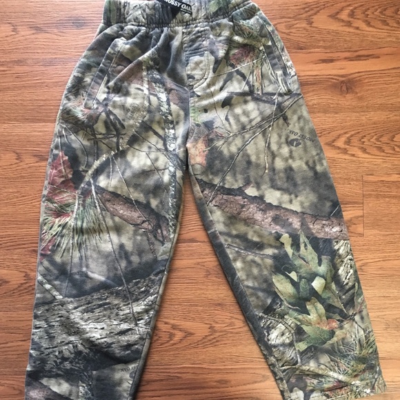 Mossy Oak Other - Mossy Oak Sweat Pants Boy's Camo SM / 6-7
